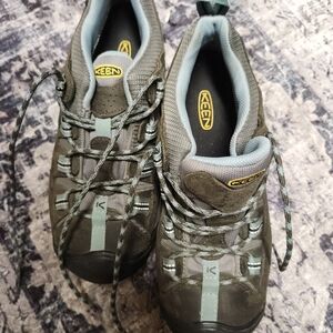 Keen Women's Targhee II Hiking Shoes Size 8.5 Waterproof Olive/Teal Blue 1012244